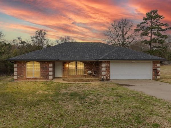 130 County Road 2312, Mineola, TX 75773