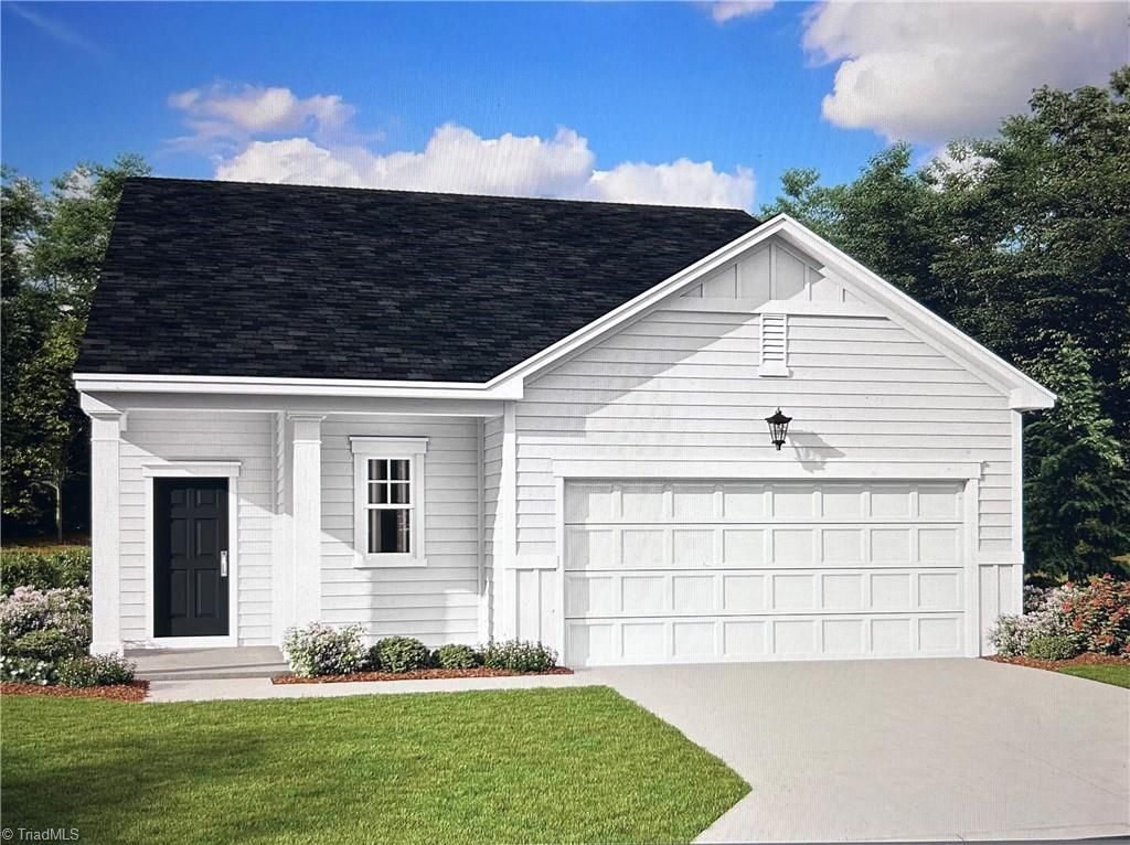 943 Riverbank Drive, Kernersville, NC 27284 Main Photo