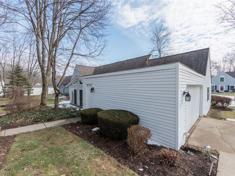 2217 Heather Lane, Unit 5, Twinsburg, OH 44087 Photo 44