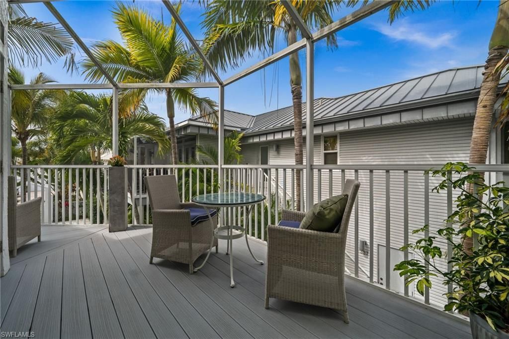 361 2nd St S, Naples, FL 34102 Photo