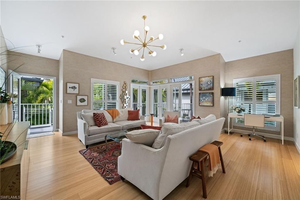 361 2nd St S, Naples, FL 34102 Photo