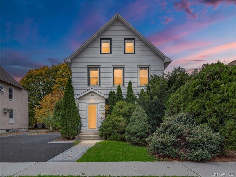 17 Maple Avenue W, Suffern, NY 10901 Main Photo