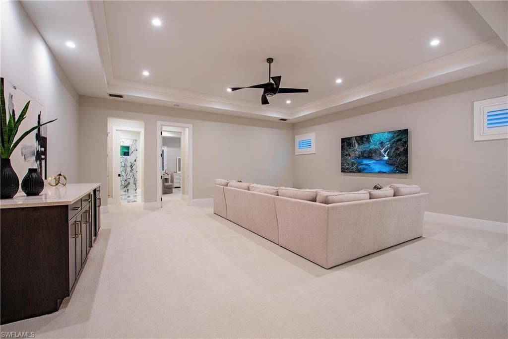 6830 Mangrove Ave, Naples, FL 34109 Photo