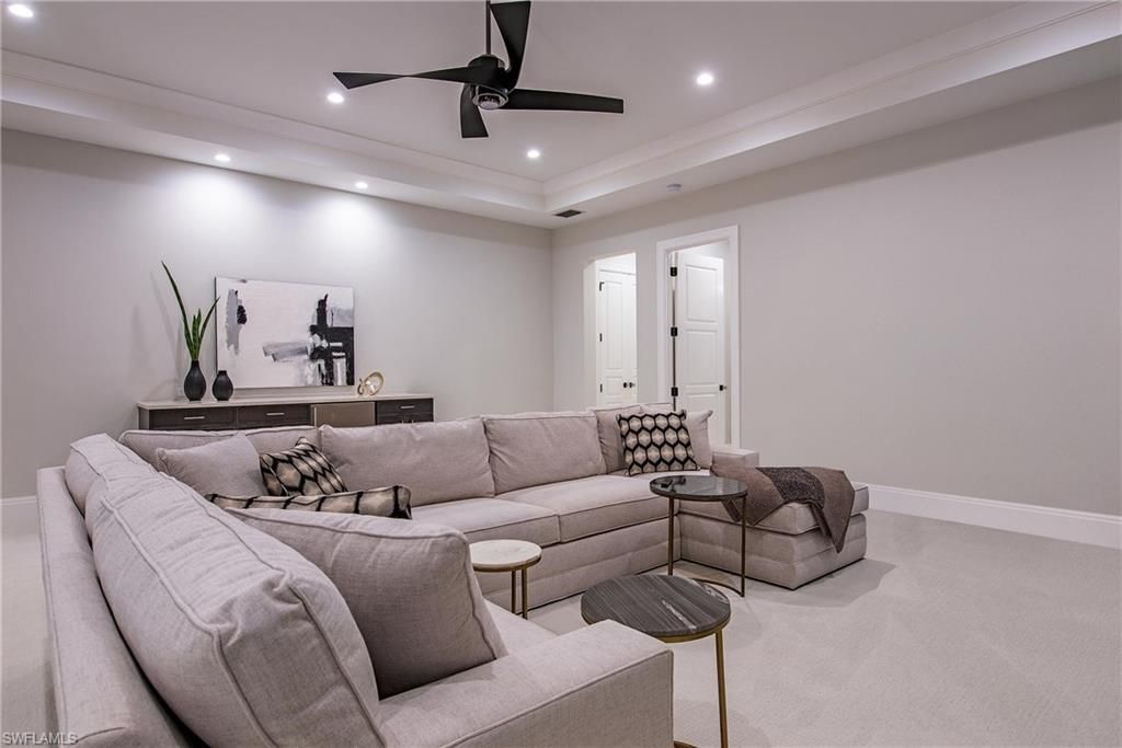 6830 Mangrove Ave, Naples, FL 34109 Photo