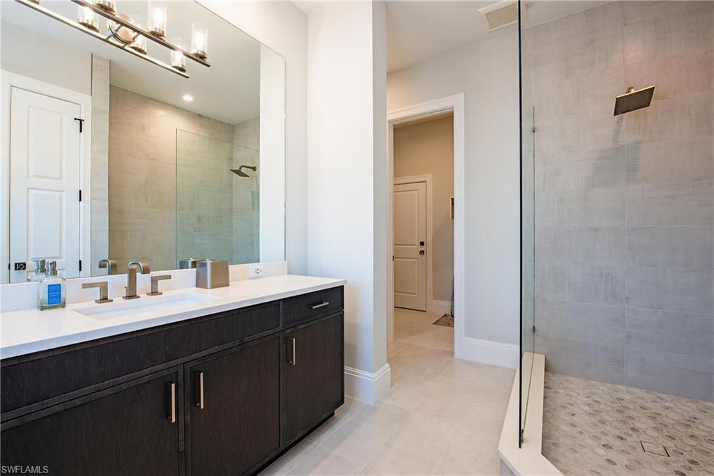 6830 Mangrove Ave, Naples, FL 34109 Photo