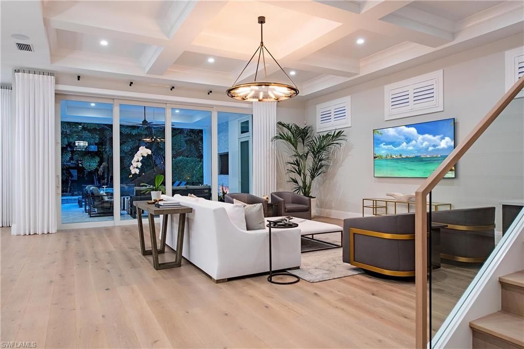 6830 Mangrove Ave, Naples, FL 34109 Photo