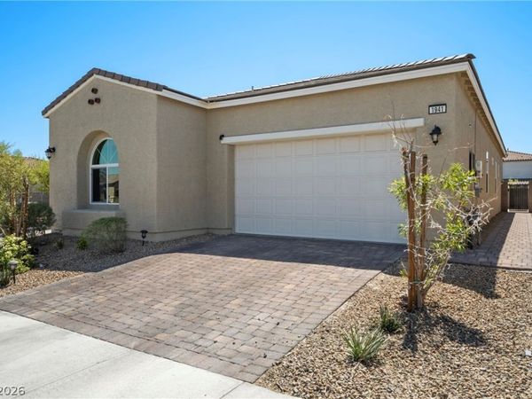 1941 W Pondering Avenue, North Las Vegas, NV 89031