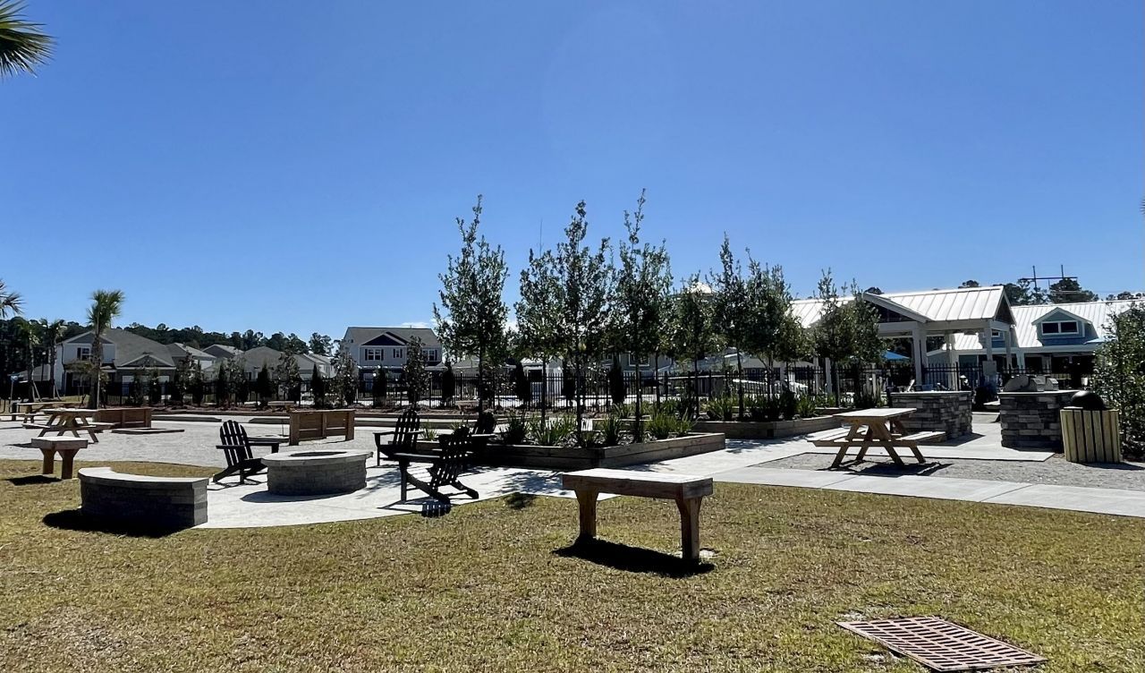 448 Cedarview Road Photo 17