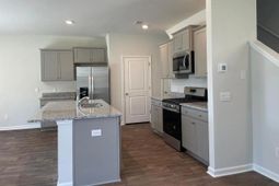 448 Cedarview Road photo 4