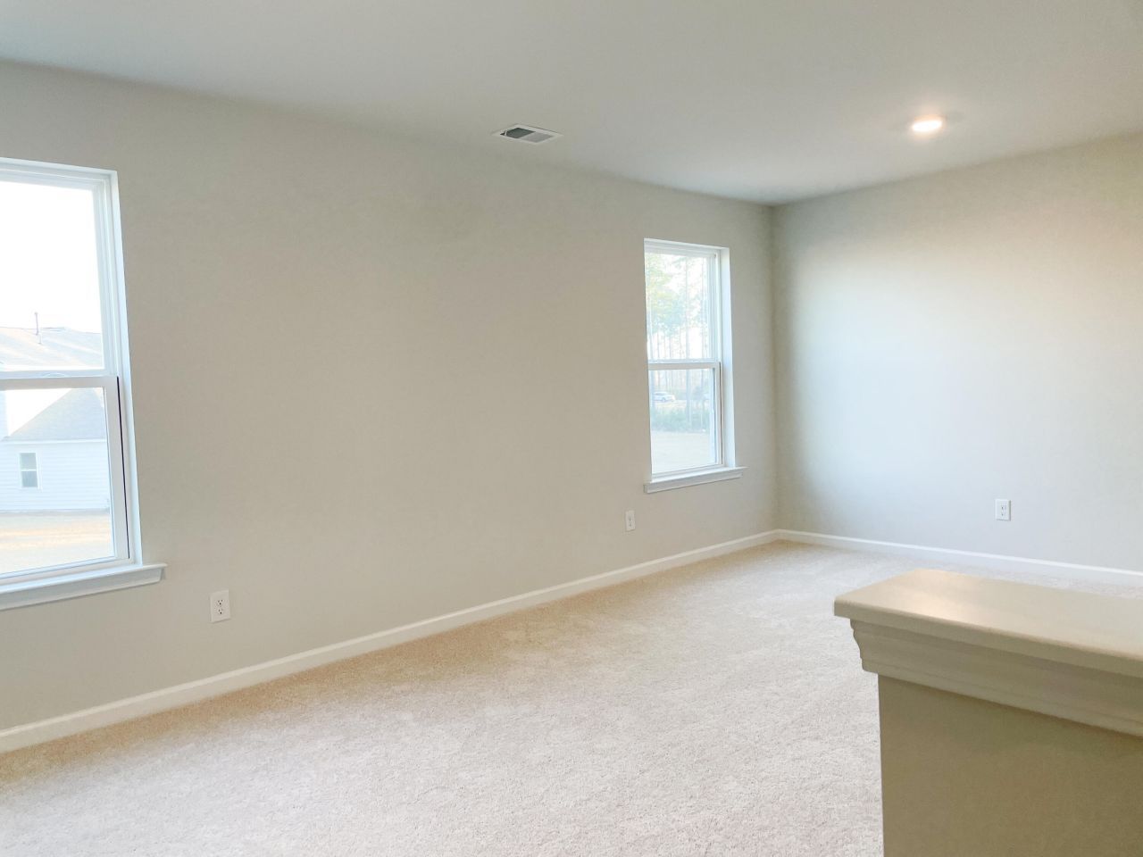 640 Chigwell Springs Lane Photo 9