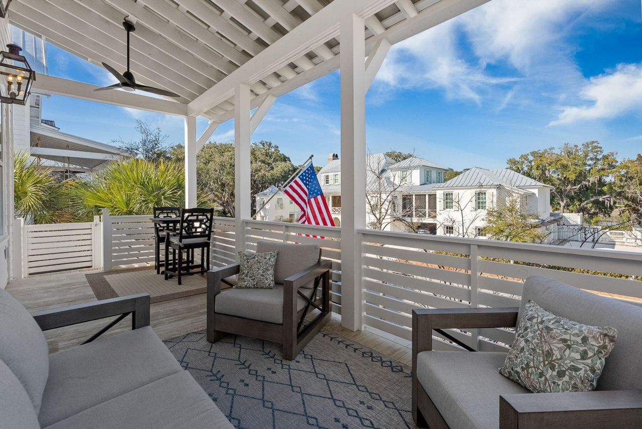 2523 Helmsman Road Photo 6