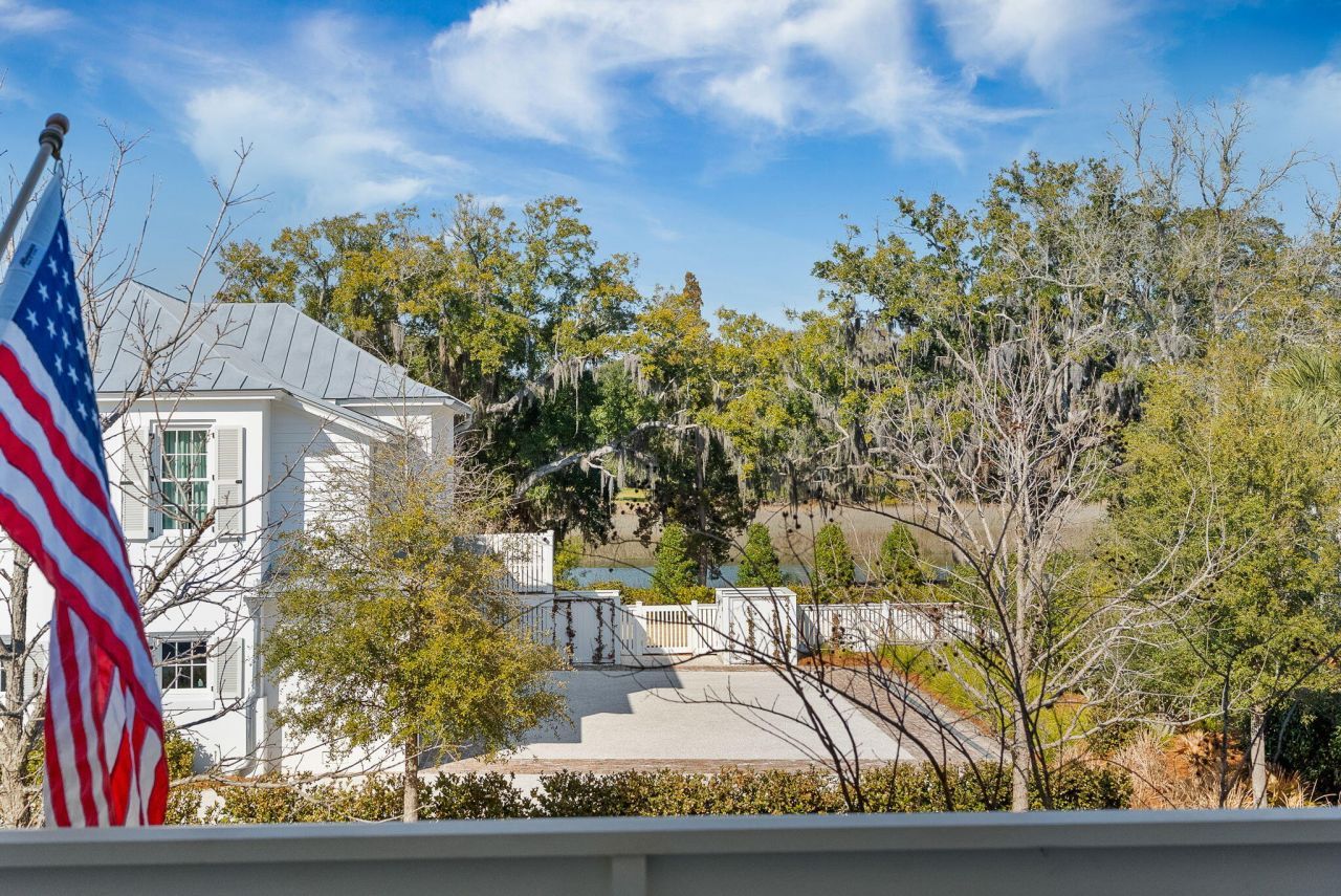 2523 Helmsman Road Photo 7