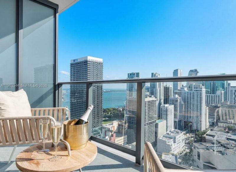 159 NE 6th Street , Unit 3311, Miami, FL 33132 Photo