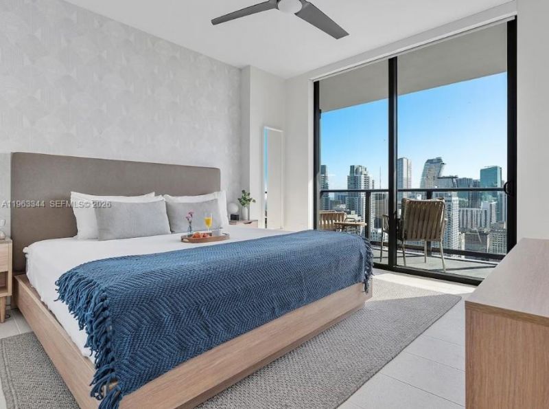 159 NE 6th Street , Unit 3311, Miami, FL 33132 Photo