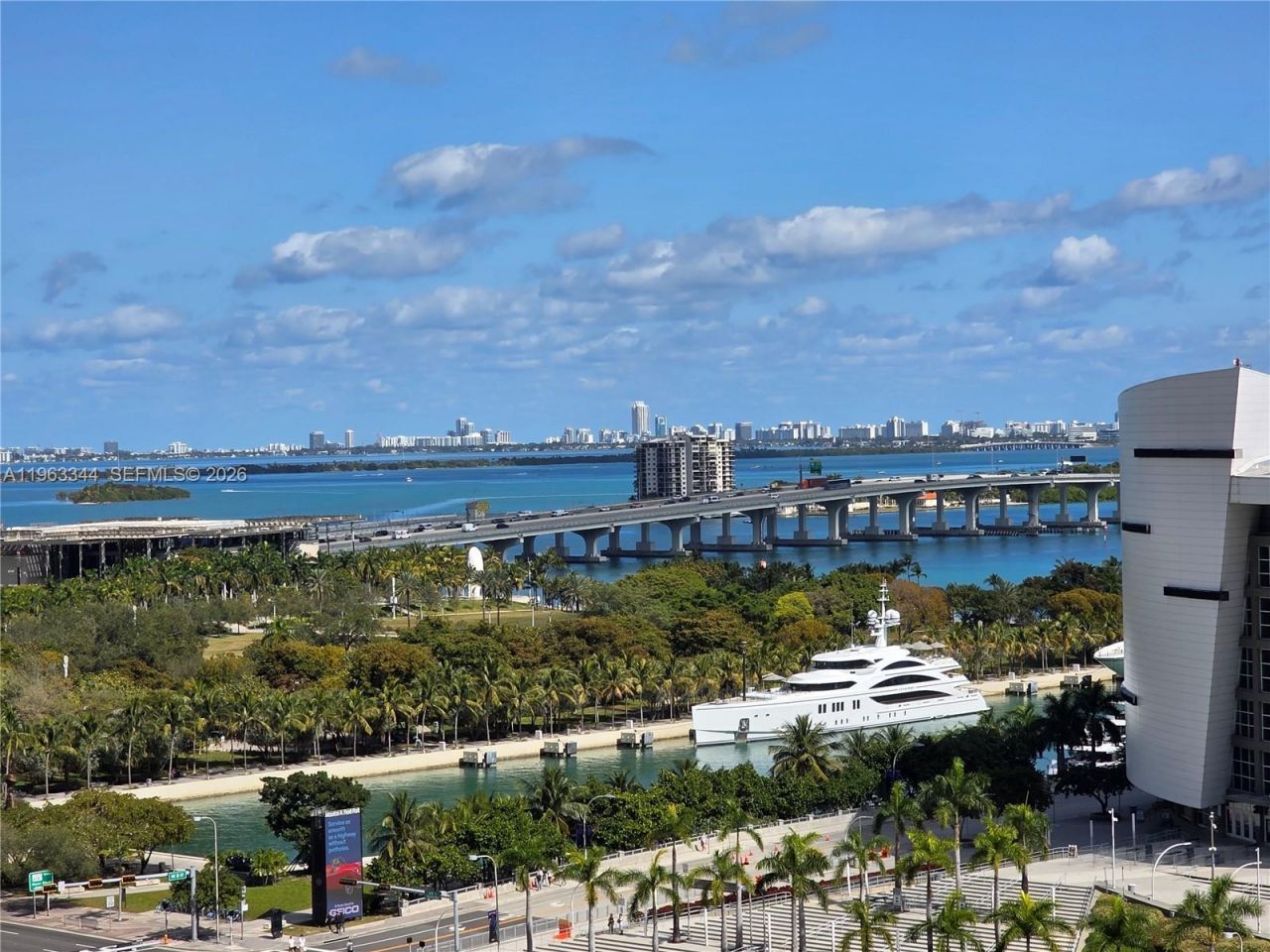 159 NE 6th Street , Unit 3311, Miami, FL 33132 Photo