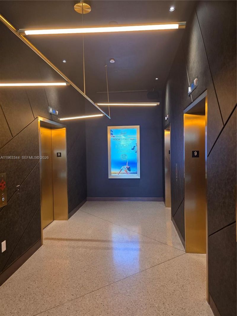 159 NE 6th Street , Unit 3311, Miami, FL 33132 Photo