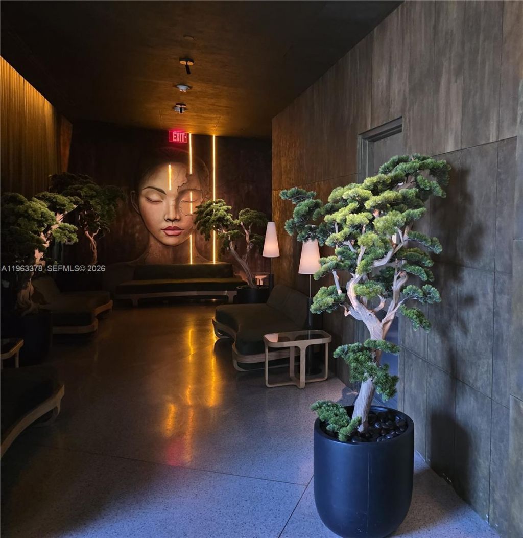 159 NE 6th St, Unit 4302, Miami, FL 33132 Photo