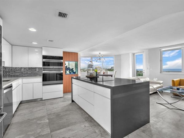 7135 Collins Ave , Unit 736, Miami Beach, FL 33141