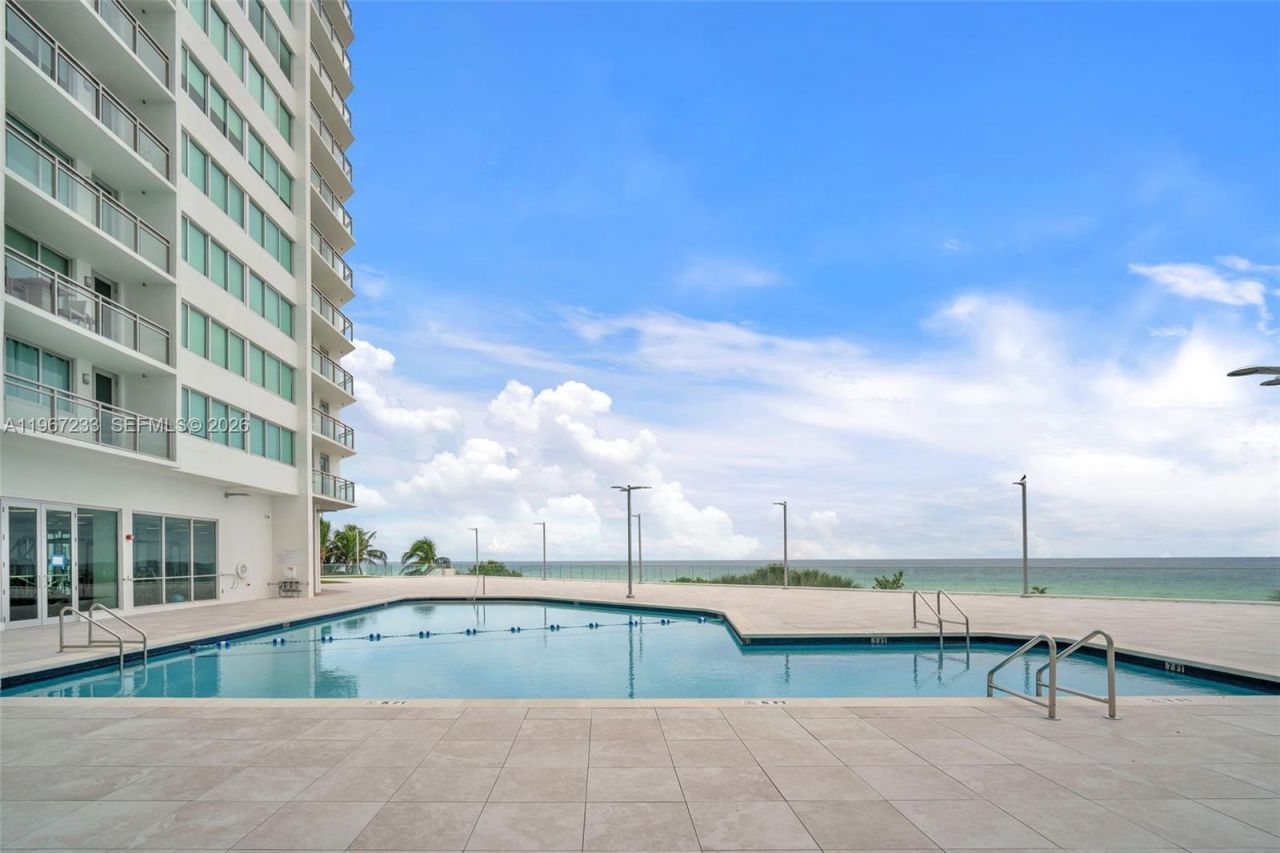 7135 Collins Ave , Unit 736, Miami Beach, FL 33141 Photo