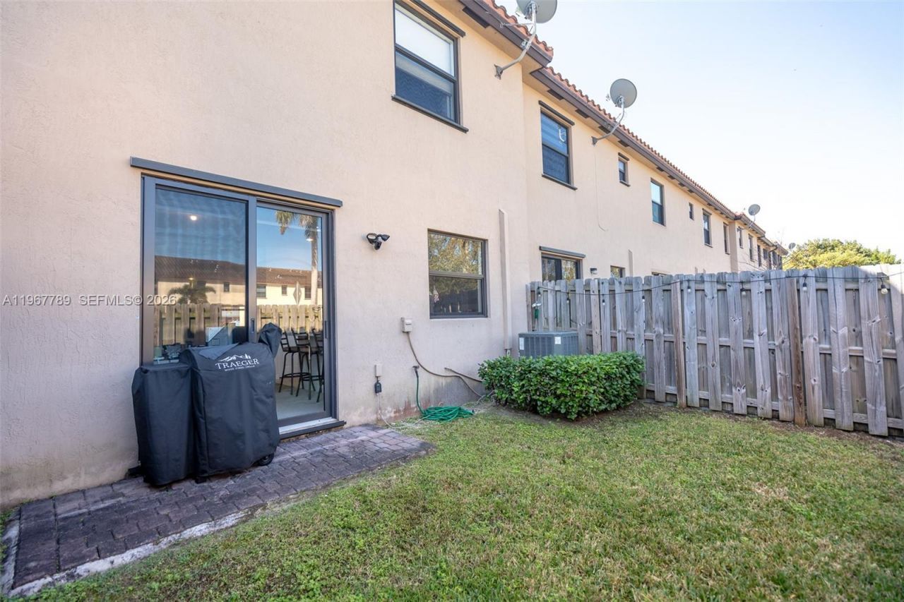 11453 SW 251st St , Homestead, FL 33032 Photo