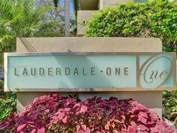 2421 NE 65th St , Unit 202, Fort Lauderdale, FL 33308