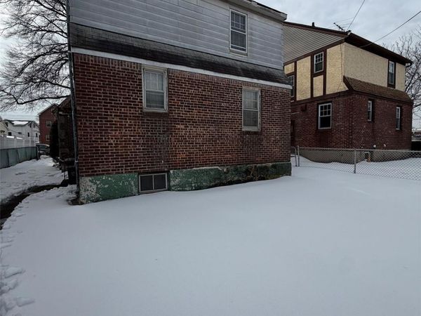 141-15 Booth Memorial Avenue , Flushing, NY 11355