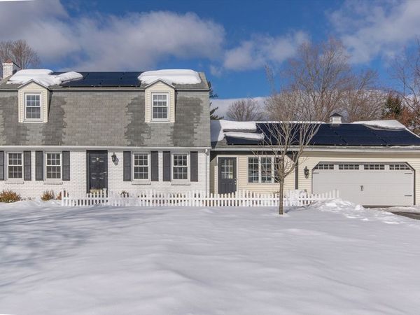 20 Kimberly Cir, Longmeadow, MA 01106