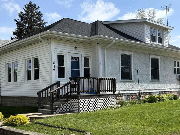 419 N Main, STOCKTON, IL 61085