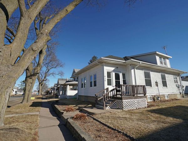 419 N Main, STOCKTON, IL 61085