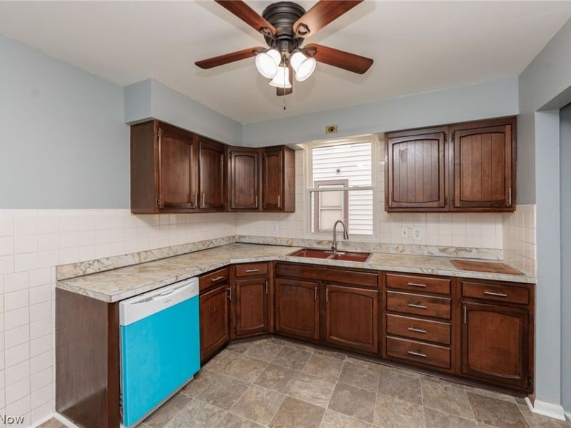 3405 W 132nd Street, Cleveland, OH 44111 Photo 4