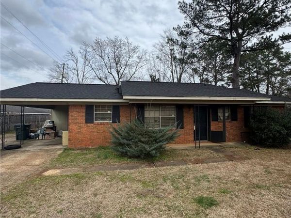 929 Snows Mill Avenue, Tuscaloosa, AL 35406