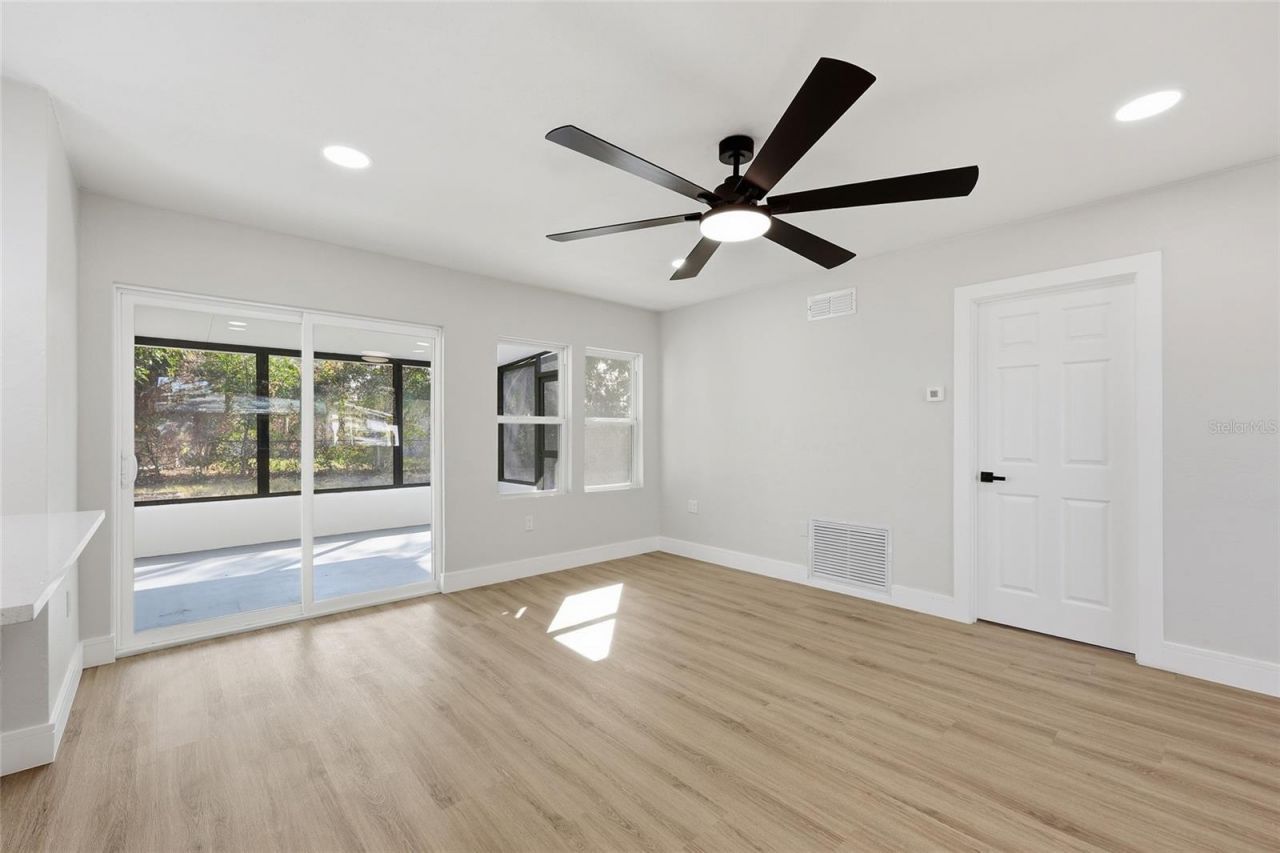 5550 5th Way S, Saint Petersburg, FL 33705 Photo