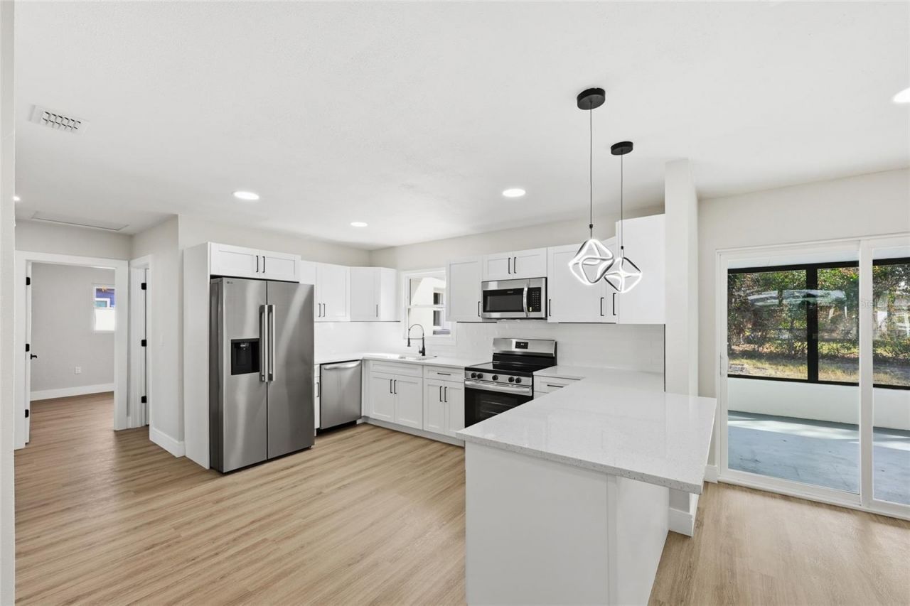 5550 5th Way S, Saint Petersburg, FL 33705 Photo