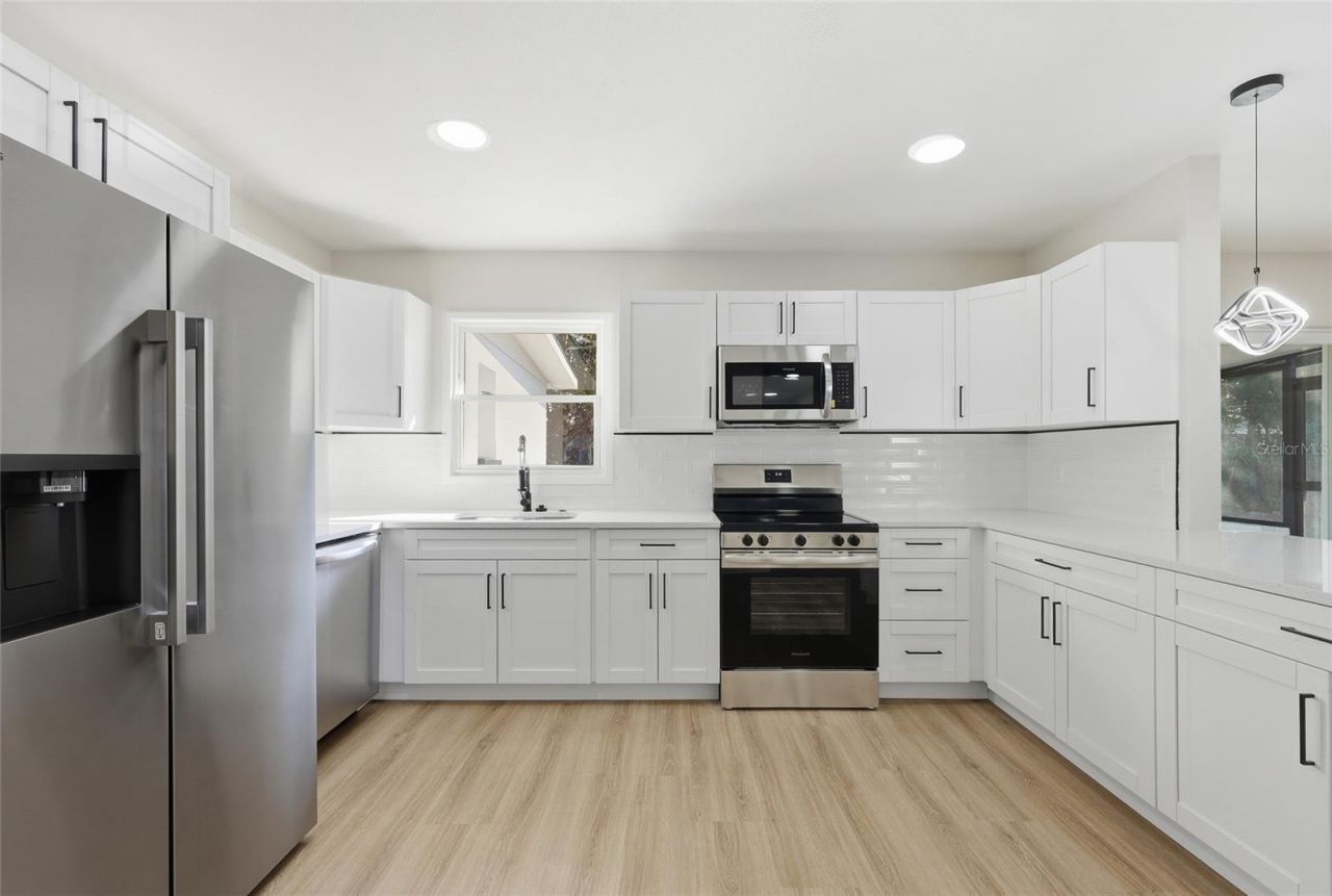 5550 5th Way S, Saint Petersburg, FL 33705 Photo