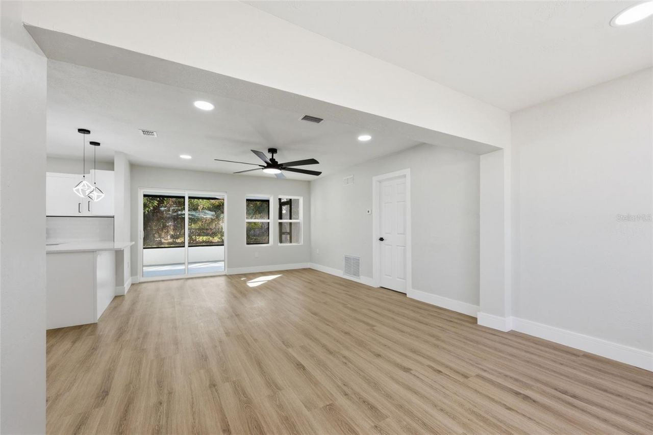 5550 5th Way S, Saint Petersburg, FL 33705 Photo