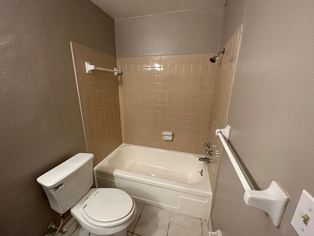 1830 Maravilla Avenue, Unit 206, Fort Myers, FL 33901 Photo