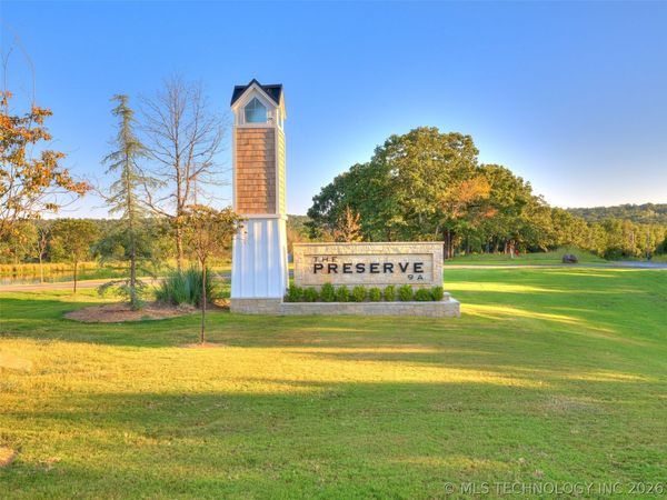 8 Pebble Ridge Road , Eufaula, OK 74432