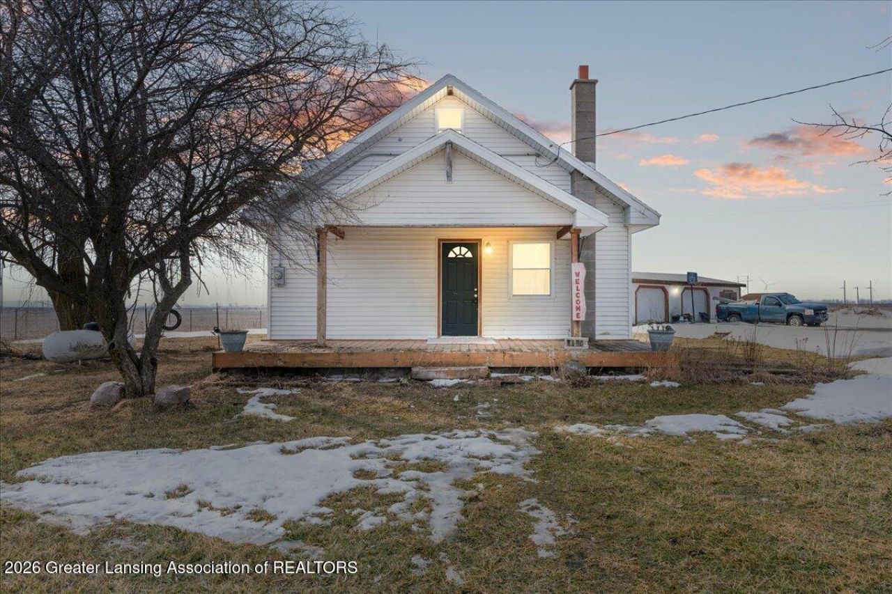 4210 E Hayes Road, Ithaca, MI 48847 Main Photo