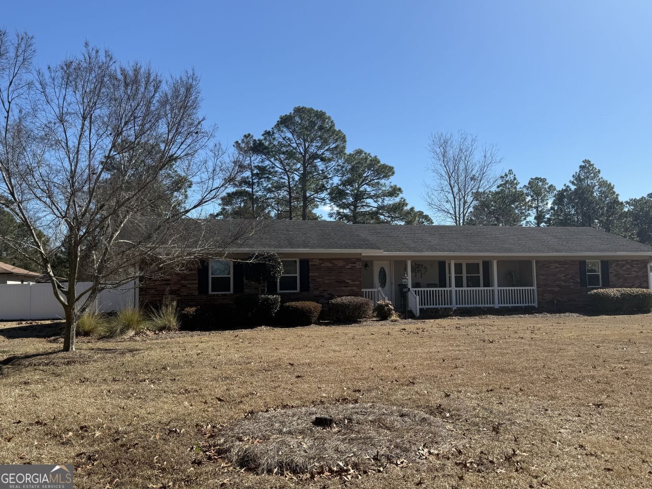 687 Harper Street, Jesup, GA 31546 Main Photo