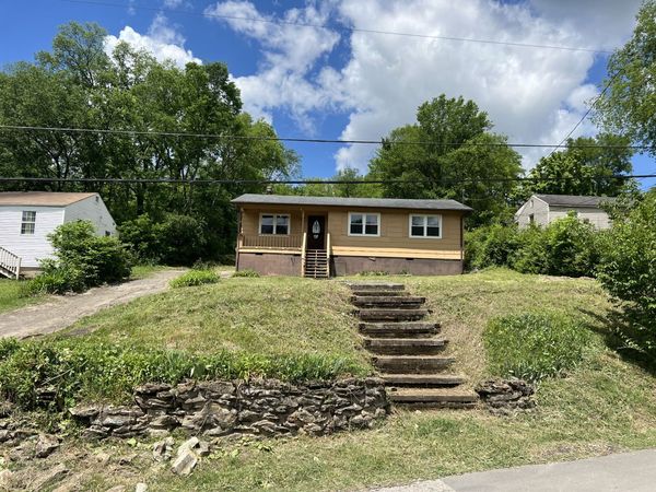 2405 Lloyd Ave , Nashville, TN 37218