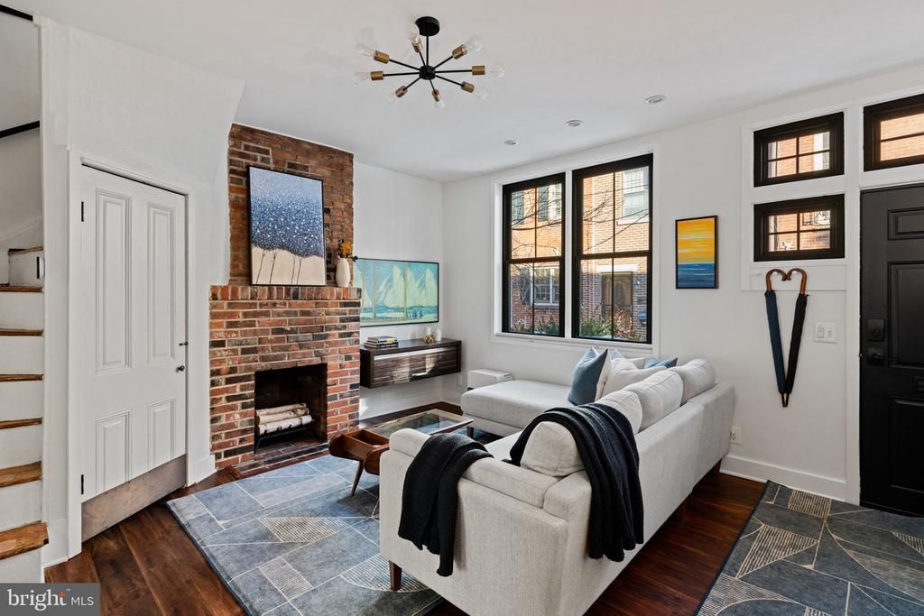 2118 Naudain Street, Philadelphia, PA 19146 Main Photo