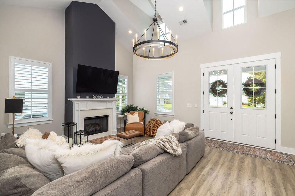 1913 Brittlebush Lane Photo 6