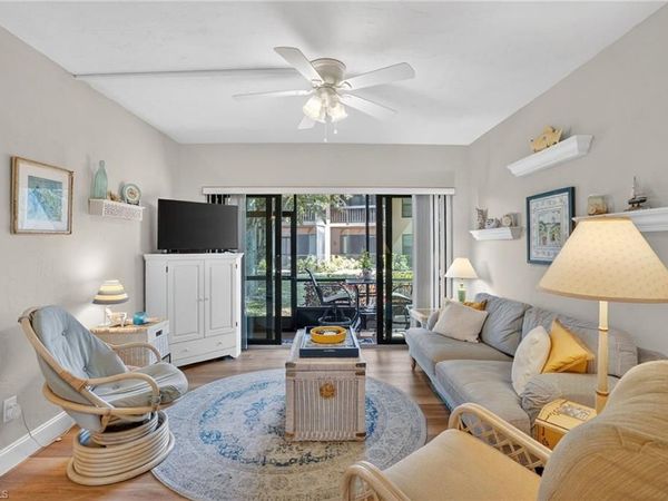 35 Greenbrier ST, Unit 6-104, MARCO ISLAND, FL 34145