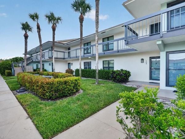 35 Greenbrier ST, Unit 6-104, MARCO ISLAND, FL 34145
