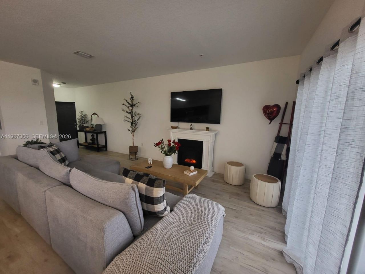 15520 SW 136th St, Unit 209, Miami, FL 33196 Photo