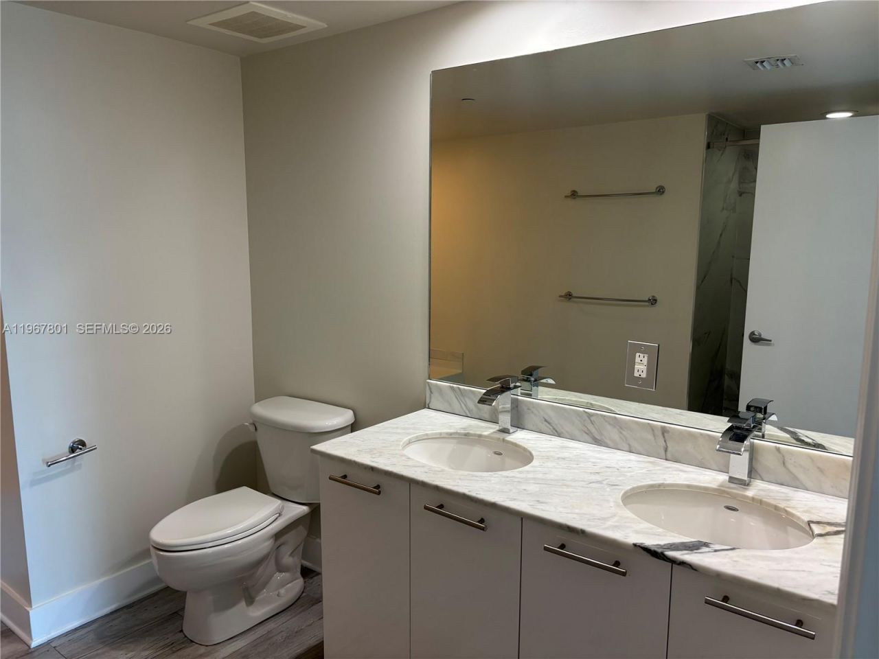 950 Brickell Bay Dr , Unit 2007, Miami, FL 33131 Photo