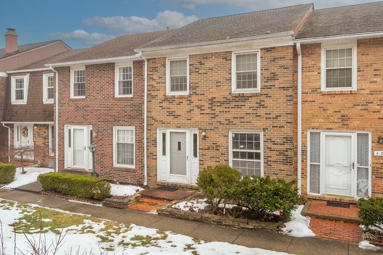 496 Clairbrook Avenue, Unit JC13, Columbus, OH 43228 Main Photo