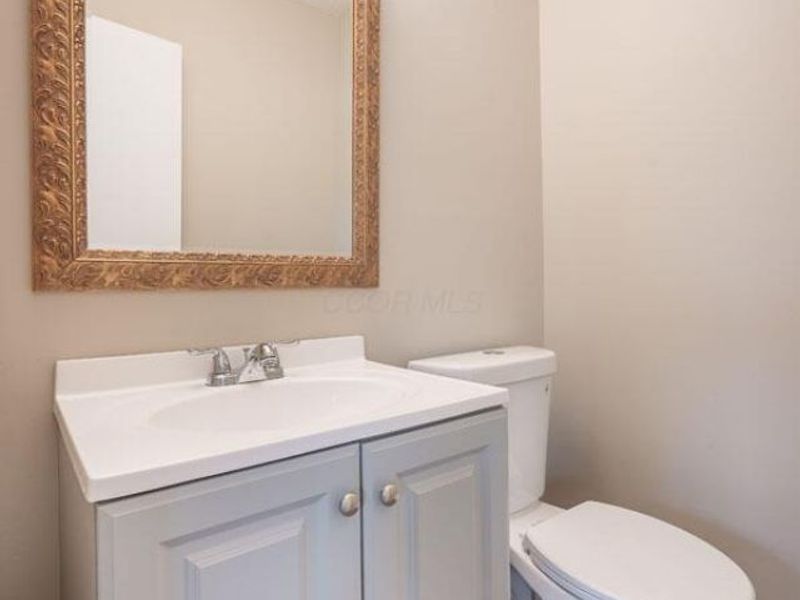 496 Clairbrook Avenue, Unit JC13, Columbus, OH 43228 Photo 22