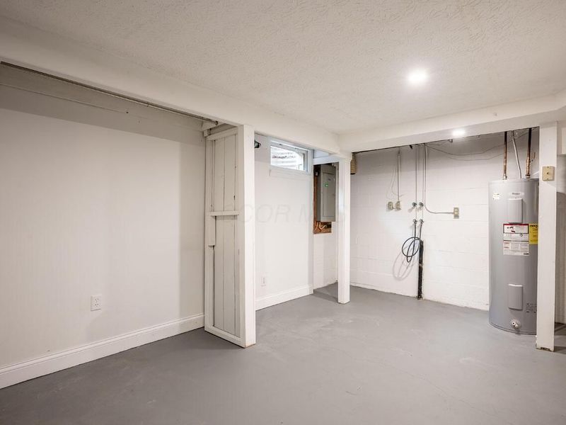 496 Clairbrook Avenue, Unit JC13, Columbus, OH 43228 Photo 27