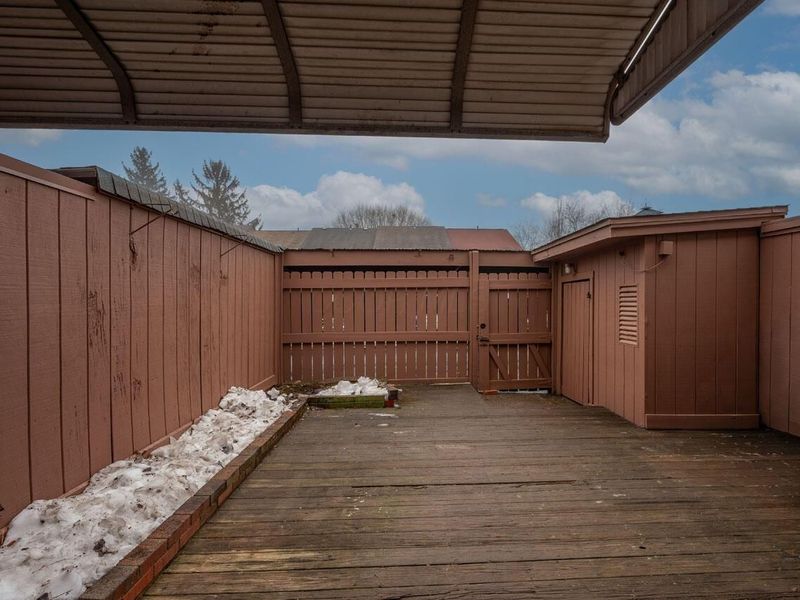 496 Clairbrook Avenue, Unit JC13, Columbus, OH 43228 Photo 31